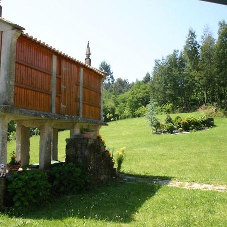 Casa Rural A Mimoseira Affittacamere A Estrada Esterno foto